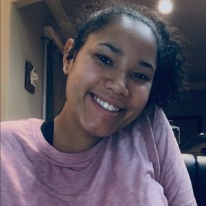 Meet your Posher, Keely